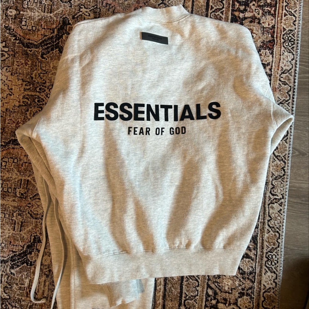 essentials sweat outfit